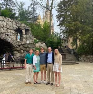 Meet your Posher, Julie